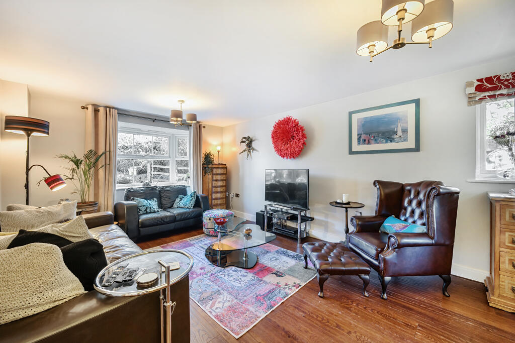 Additional image 4 of Newbery Close, Caterham, CR3