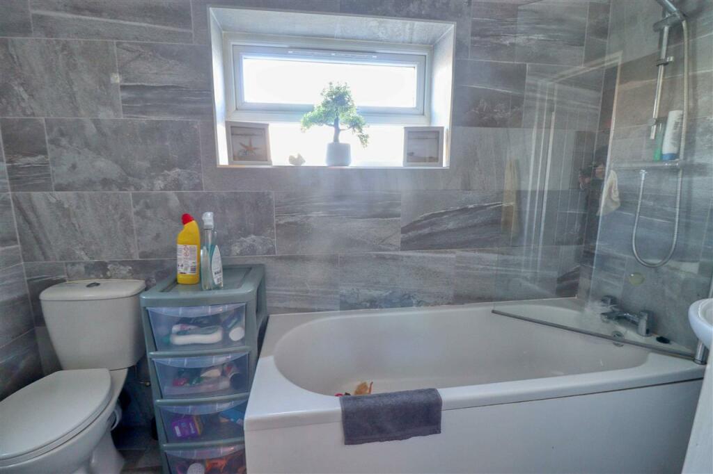 Additional image 5 of St Johns Road, Great Clacton