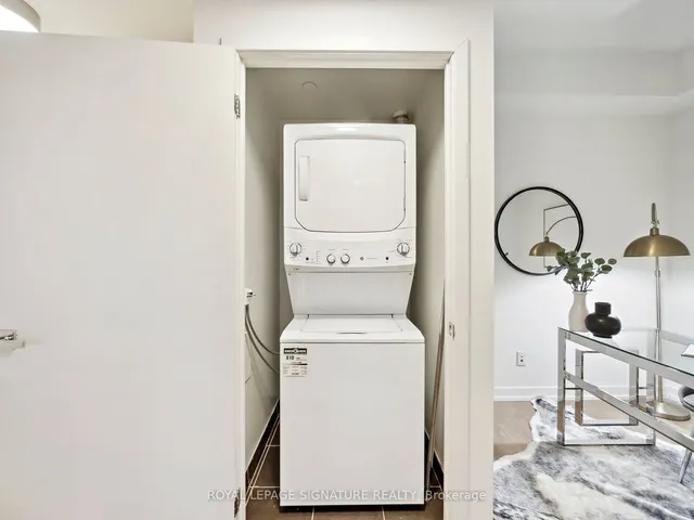 Additional image 28 of 21 Widmer St Unit 1201