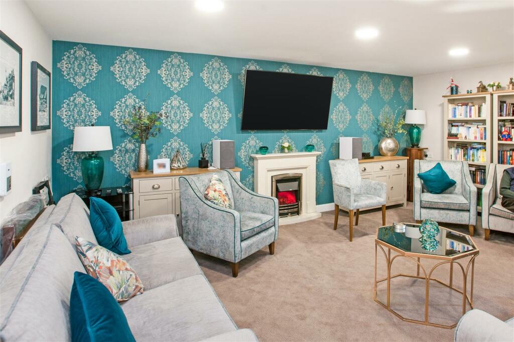 Additional image 9 of Miami House, Princes Road, Chelmsford, CM2 9GE