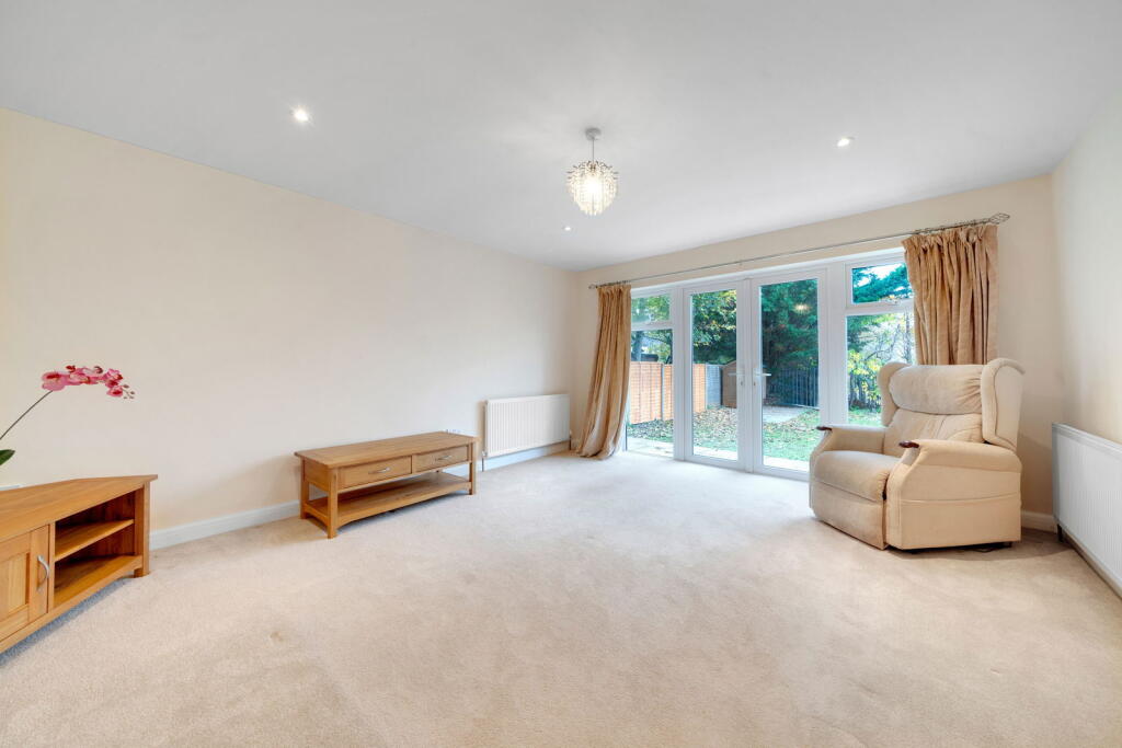 Additional image 4 of The Glen, Croydon, CR0 5EN