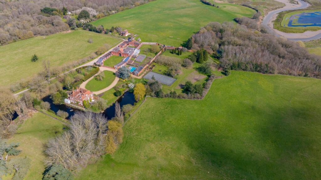 Additional image 15 of Fingringhoe Road, Rowhedge, Colchester, Essex