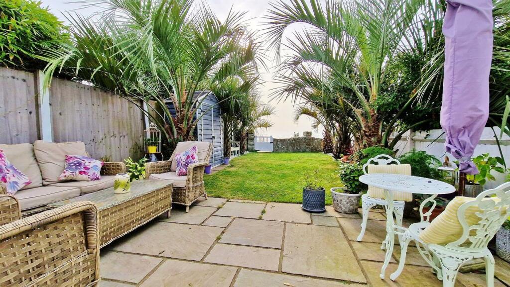 Additional image 17 of The Beach House, Green Lane, Walton On The Naze