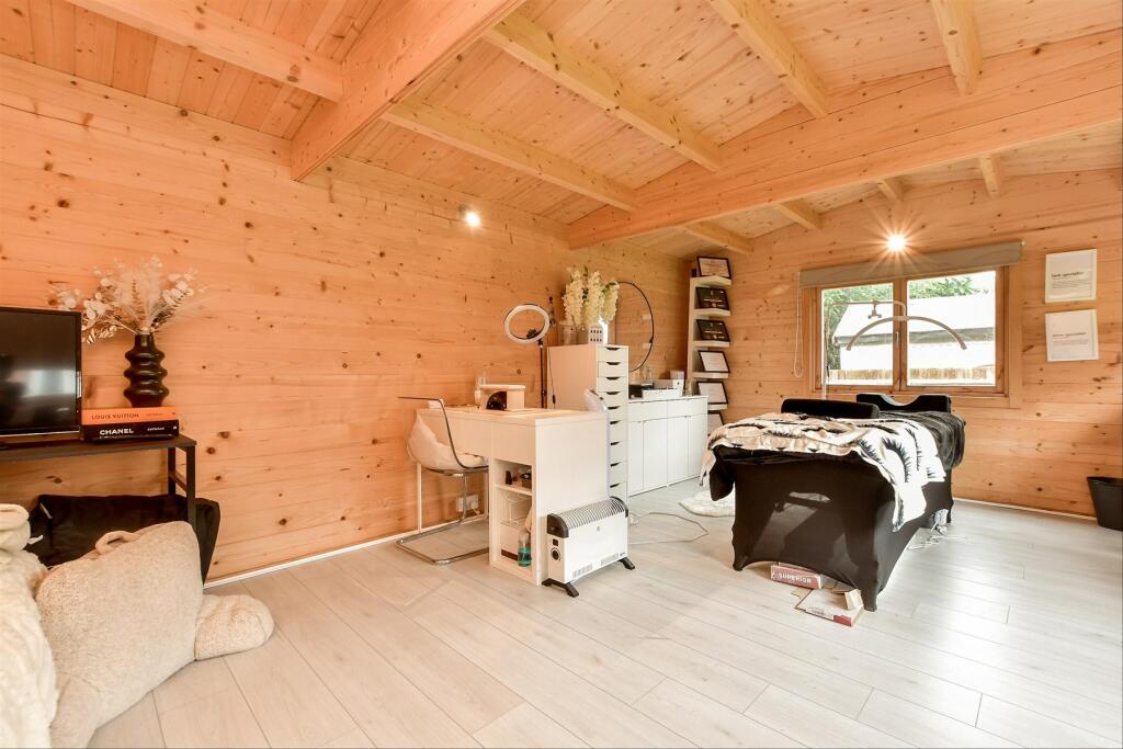 Additional image 12 of Addison Road, Caterham, Surrey