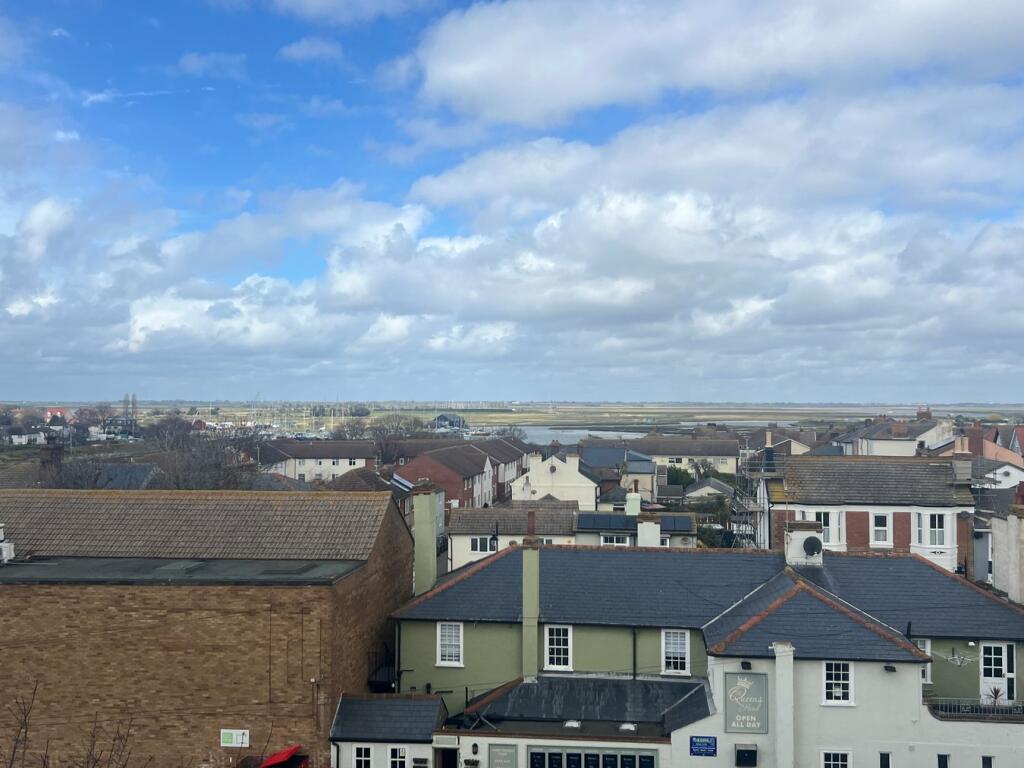 Additional image 19 of The Parade, WALTON ON THE NAZE, CO14