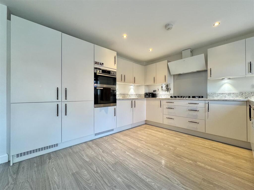 Additional image 5 of Harris Street Burnham on Crouch