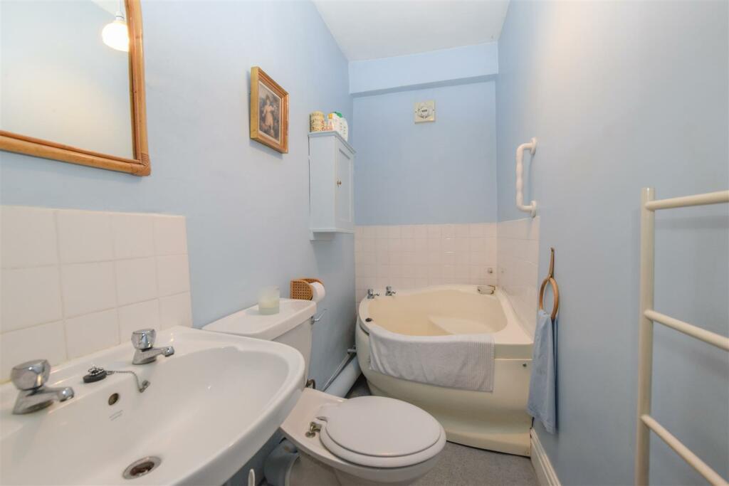 Additional image 9 of Orchard Lane, Puddington, Neston