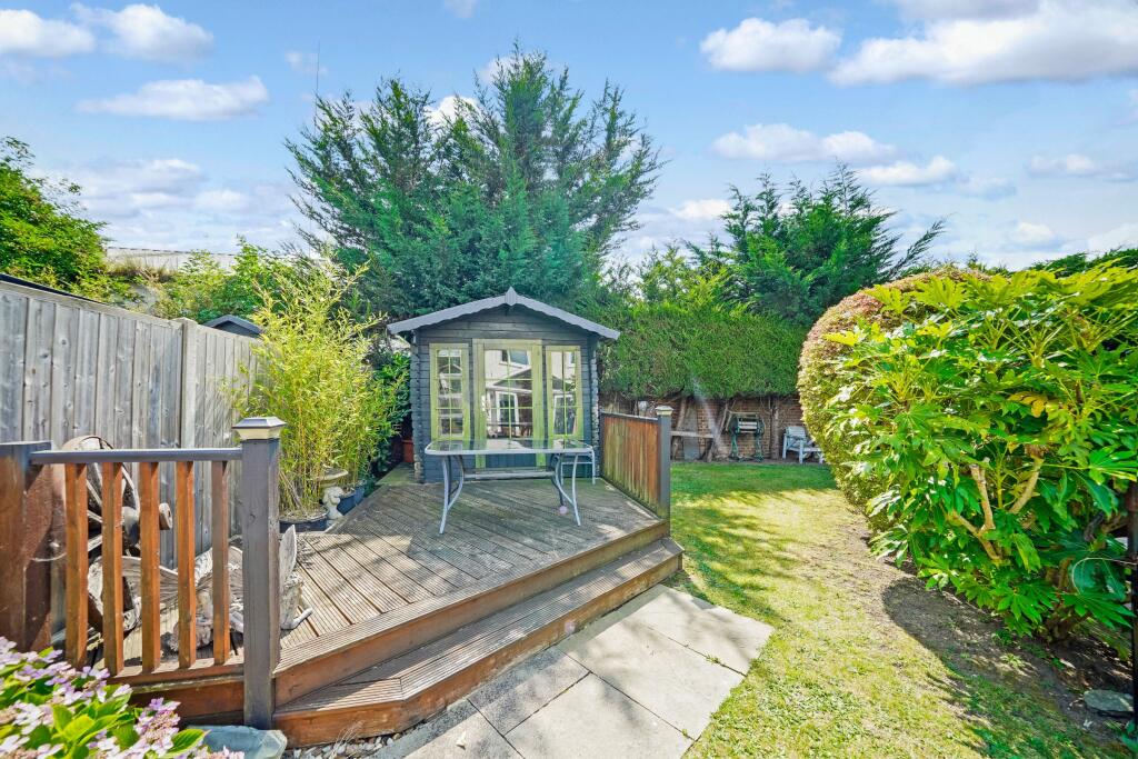 Additional image 39 of The New House, Park Avenue, Hastingwood
