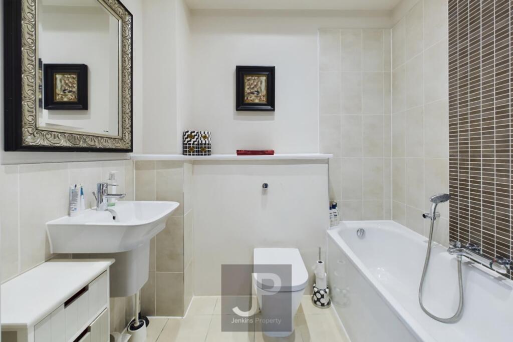 Additional image 32 of Kensington Way, Brentwood