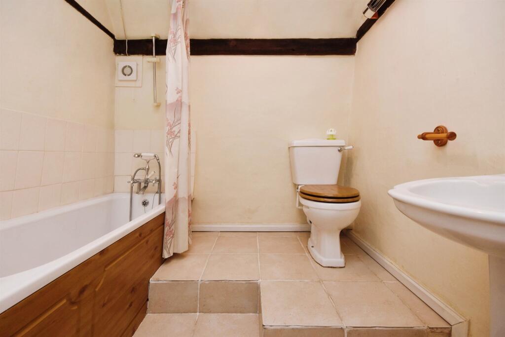 Additional image 11 of Head Lane, Great Cornard, Sudbury