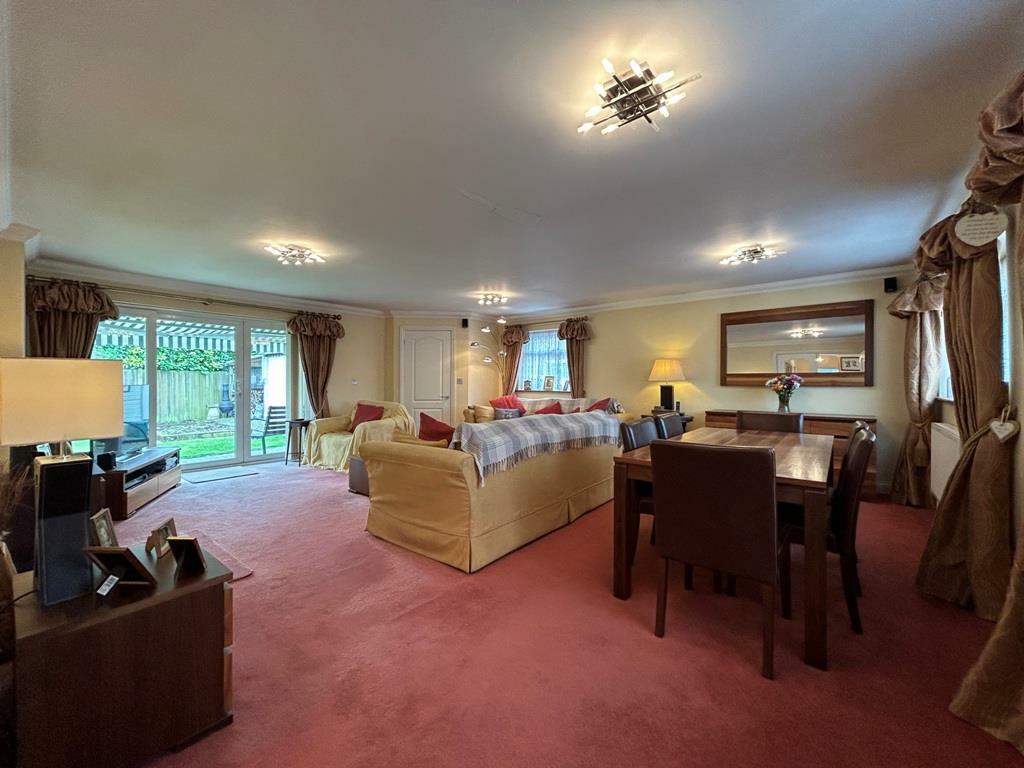 Additional image 8 of Camoise Close, Toppesfield