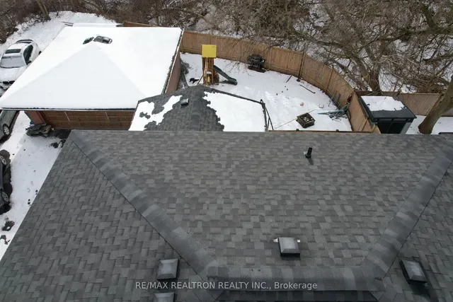 Additional image 29 of 16 Fox Pt