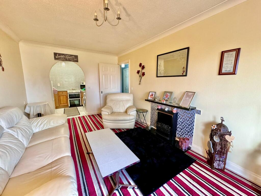 Additional image 13 of Louise Close, Walton on the Naze, CO14