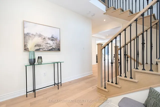 Additional image 3 of 380 Valleyway Dr