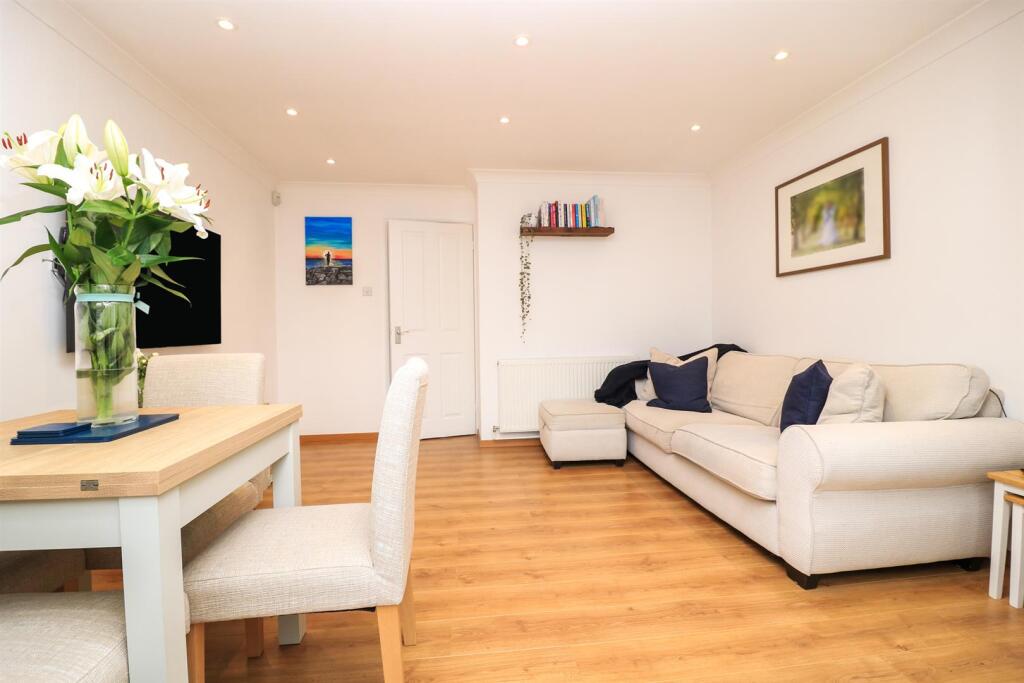 Additional image 9 of Elizabeth Way, Hatfield Peverel