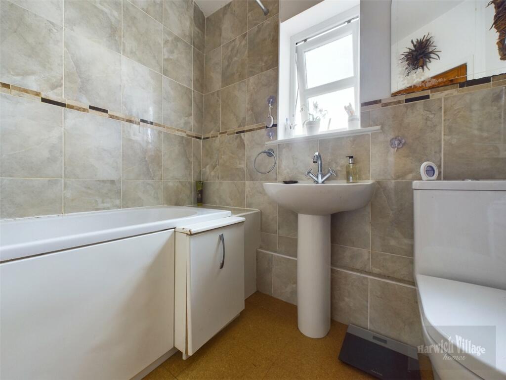 Additional image 11 of Oakland Road, Dovercourt, Harwich, CO12