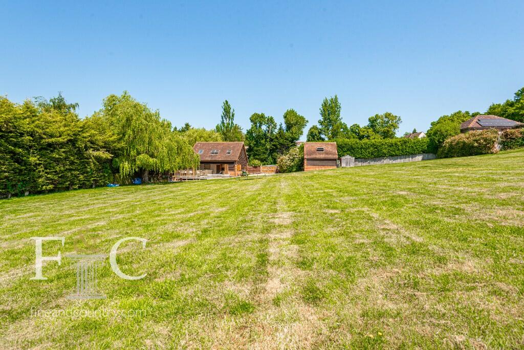 Additional image 16 of Hamlet Hill, Roydon