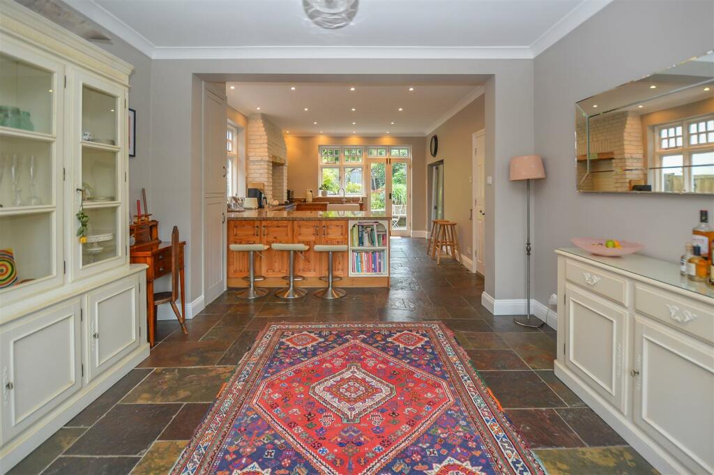 Additional image 7 of Headley Chase, Warley, Brentwood