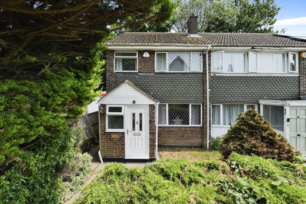 Additional image 14 of Wistaria Close, Pilgrims Hatch, Brentwood, Essex, CM15