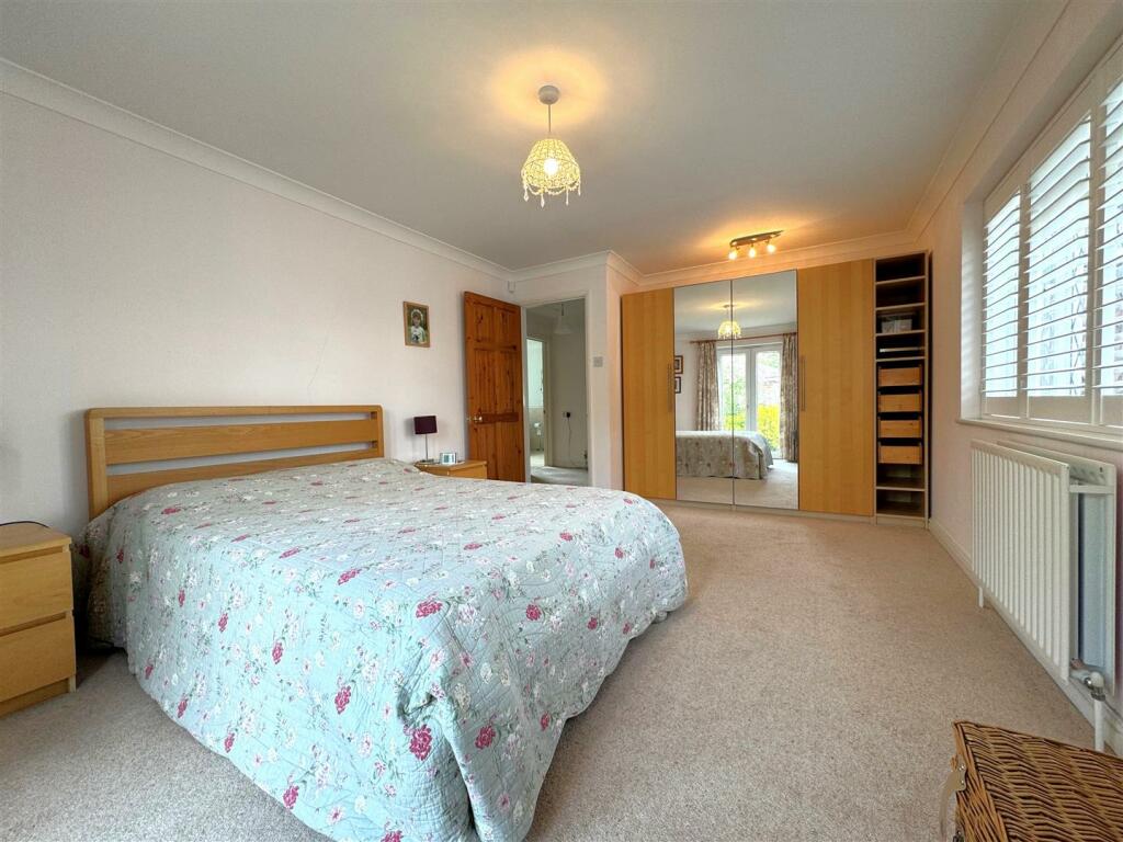 Additional image 19 of Chestnut Farm Drive, Althorne