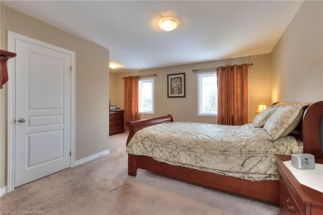 Additional image 23 of 26 Renfrew St