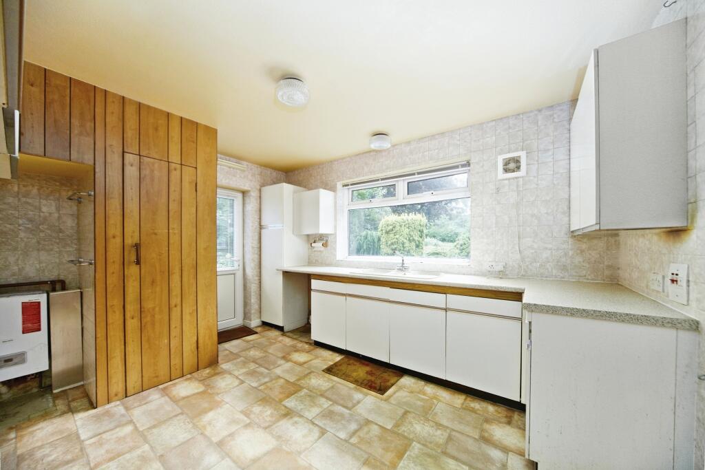 Additional image 19 of Croham Valley Road, South Croydon, CR2