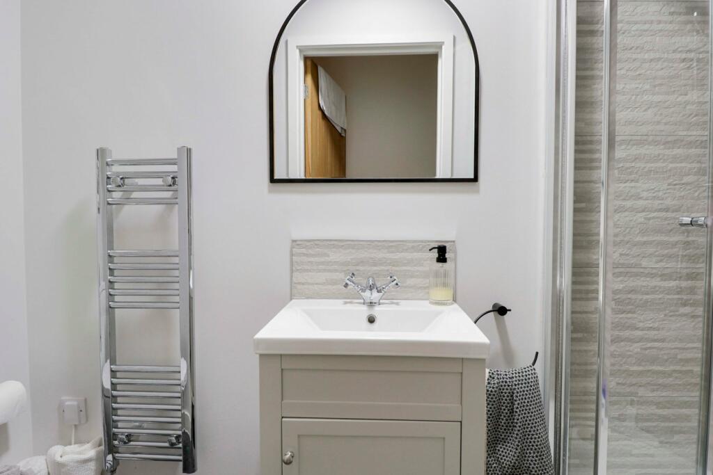 Additional image 13 of Hatfield Heath Road, Sawbridgeworth, CM21