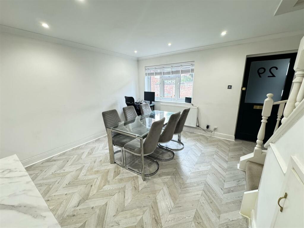 Additional image 6 of Fairbank Close, Ongar