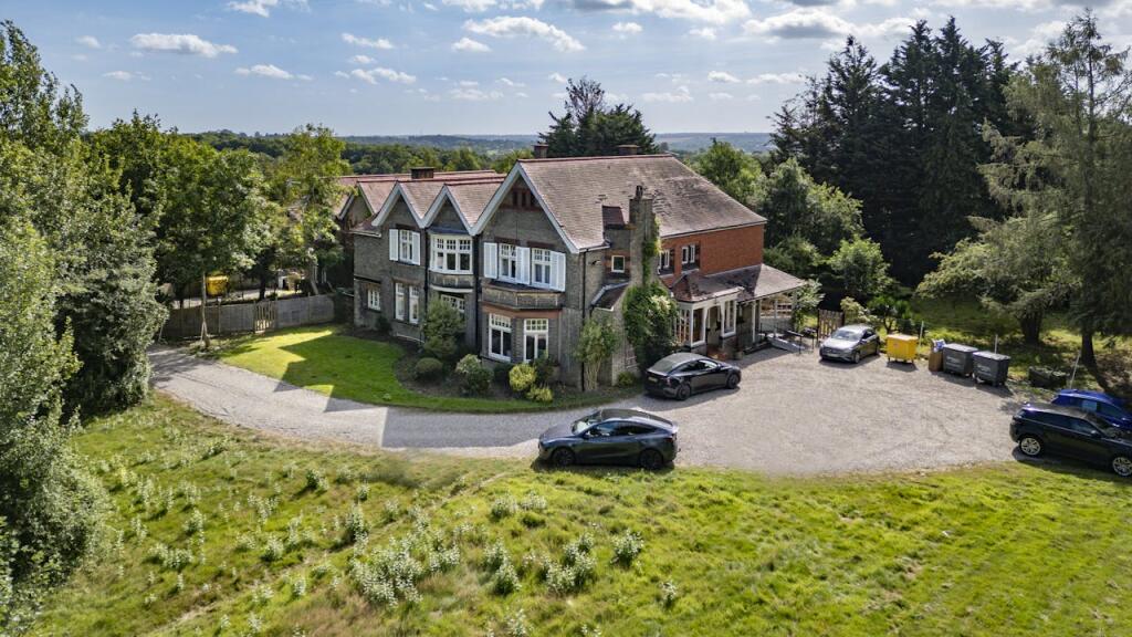 Primary image of Marcris House, Coopersale Lane, Theydon Bois, Epping, CM16 7NS