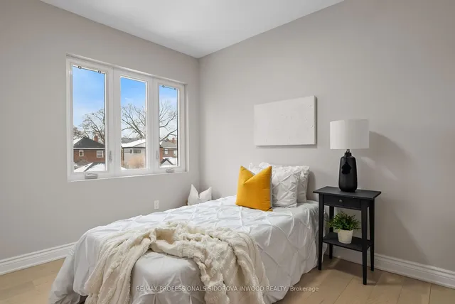 Additional image 17 of 545 Runnymede Rd