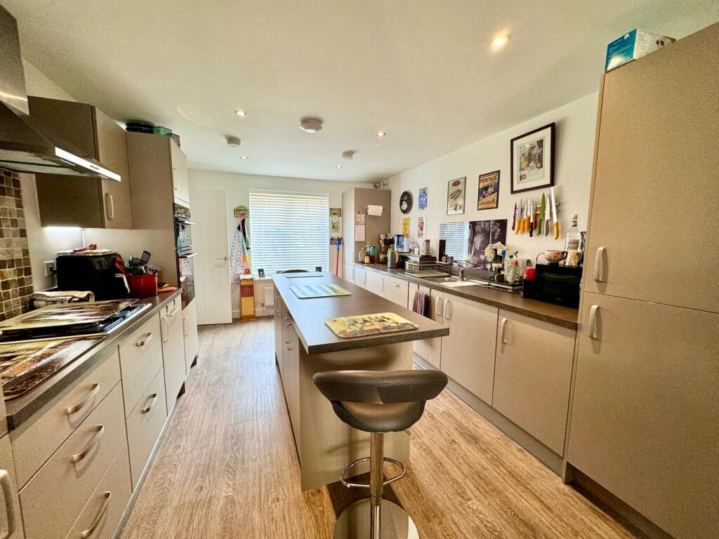 Additional image 7 of Skippers Way, Walton on the Naze, CO14