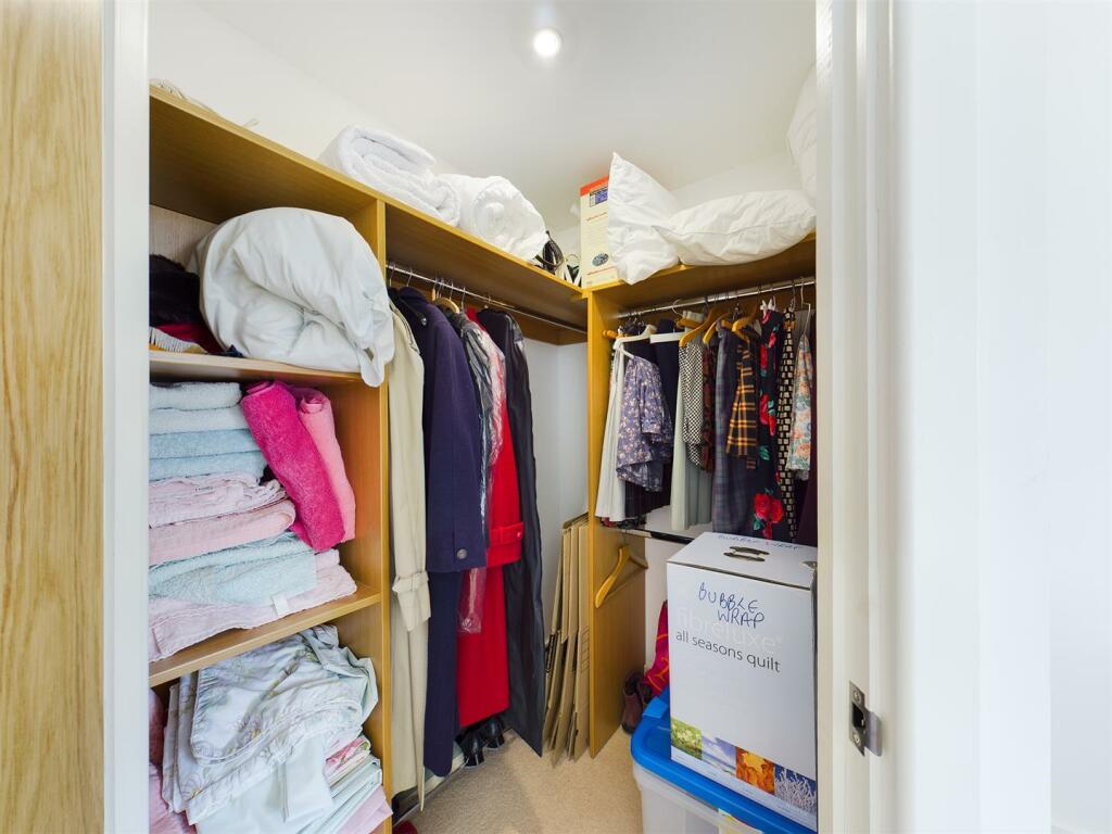 Additional image 13 of Yew Tree Court, Sanderstead Village
