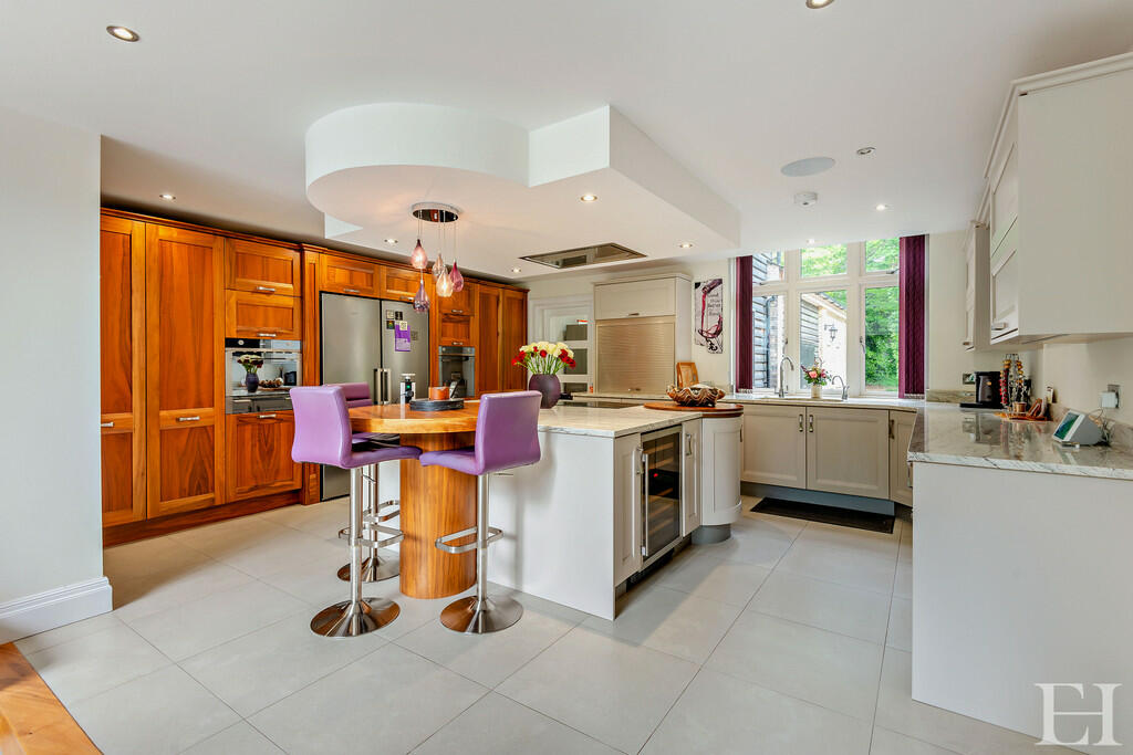 Additional image 8 of Lexden Road, Colchester