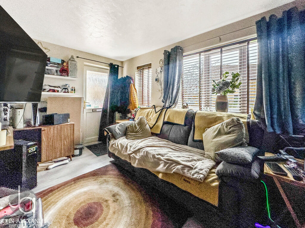 Additional image 8 of Kinlett Close, Highwoods