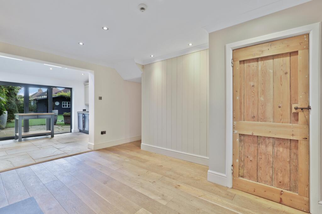 Additional image 3 of Lindsey Street, Epping, CM16