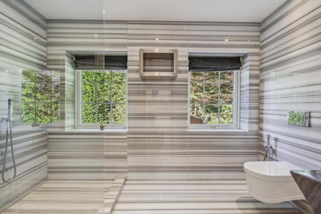 Additional image 17 of The Gatehouse, 45 Shirley Hills Road, Croydon, CR0 5HQ