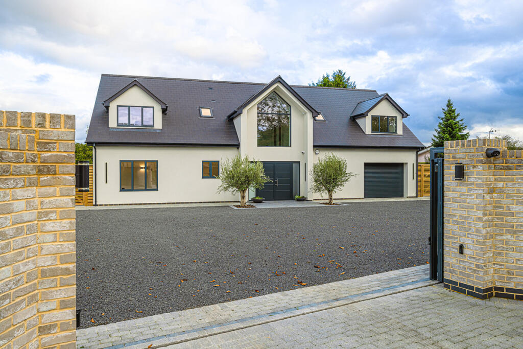 Additional image 44 of Broomhills Chase, Billericay, CM12
