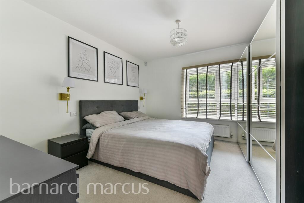 Additional image 8 of Selsdon Road, South Croydon