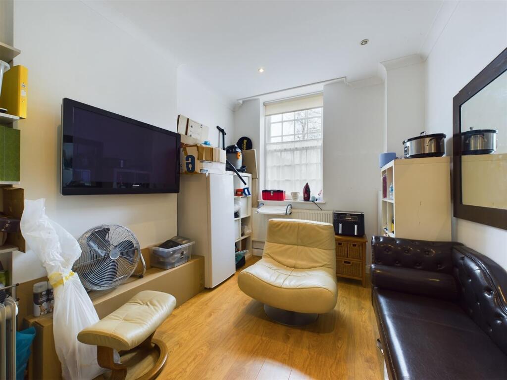 Additional image 4 of Cayton Road, Coulsdon