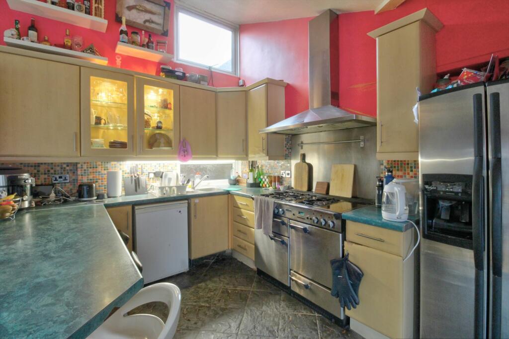 Additional image 2 of Bishopsfield, Harlow
