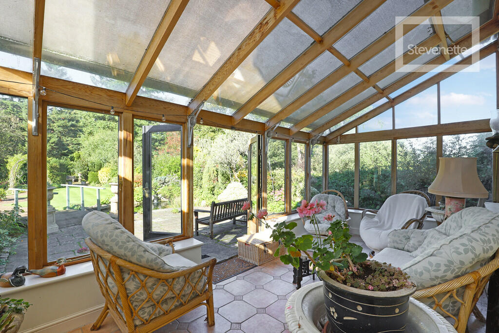 Additional image 7 of Copped Hall, Epping