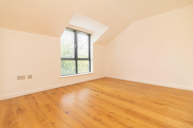 Additional image 15 of Westhall Road, Warlingham