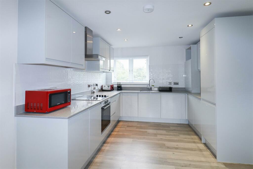 Additional image 21 of Tipps Cross Lane, Hook End, Brentwood