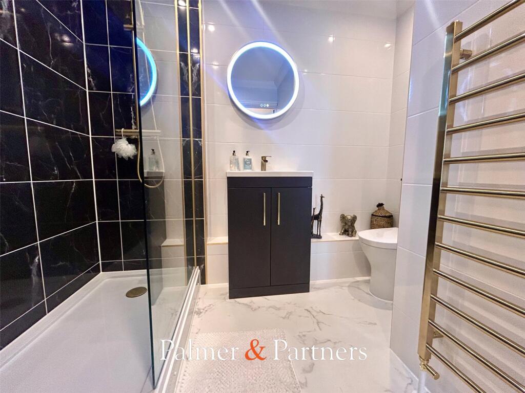 Additional image 11 of Marine Parade East, Clacton-on-Sea, Essex, CO15