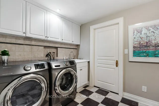 Additional image 35 of 21 De Vere Gdns