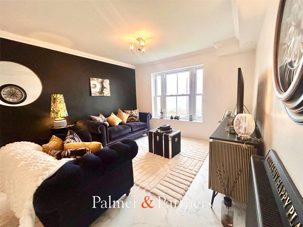 Additional image 17 of Marine Parade East, Clacton-on-Sea, Essex, CO15