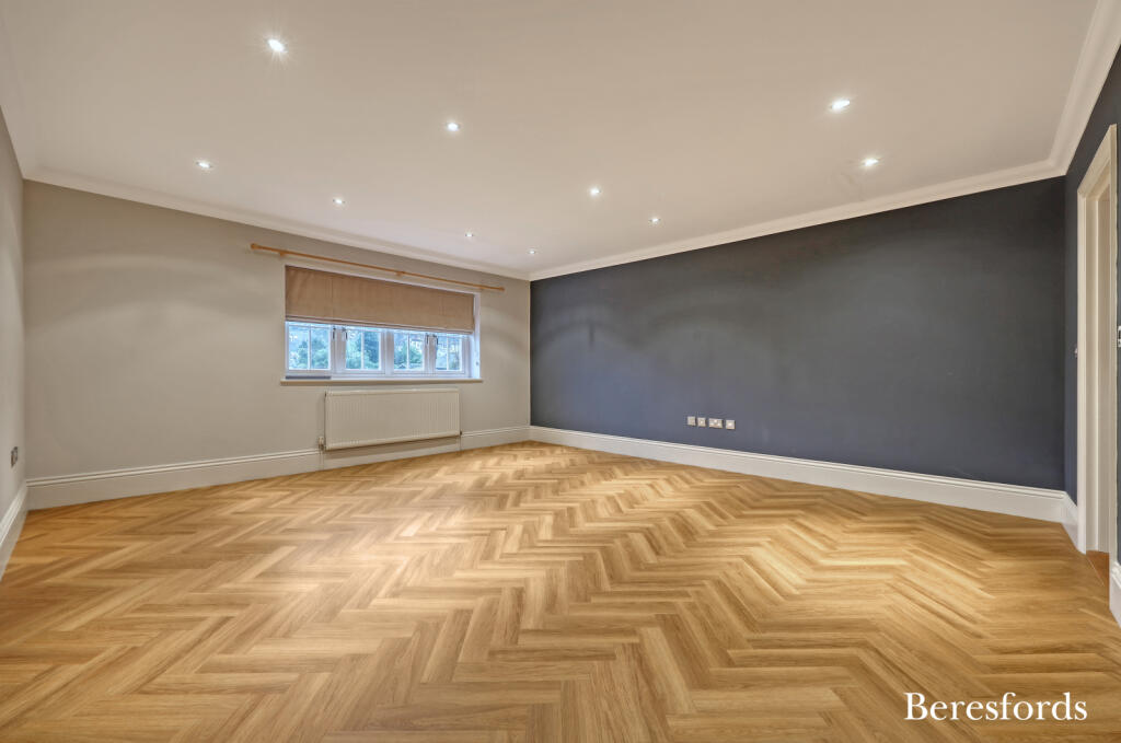 Additional image 30 of Worrin Place, Shenfield, CM15