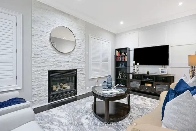 Additional image 10 of 8 Bottlebrush Dr