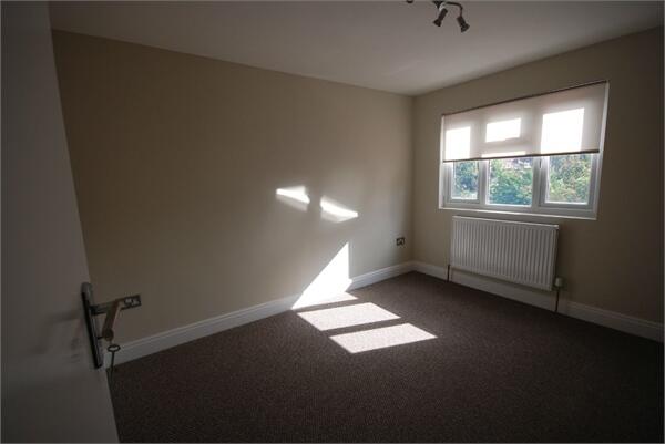 Additional image 2 of Kidderminster Rd, West Croydon, CR0