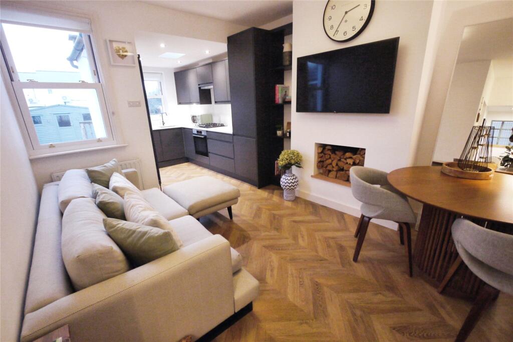 Warescot Road, Brentwood, Essex, CM15